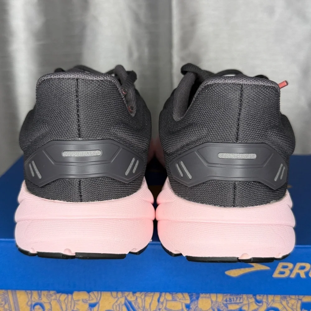 Brooks new running